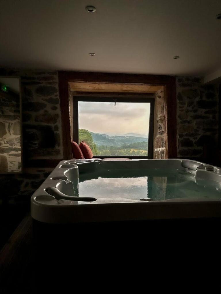 La Ferme Du Bien-Etre Bed & Breakfast Saint-Julien-Chapteuil Dış mekan fotoğraf